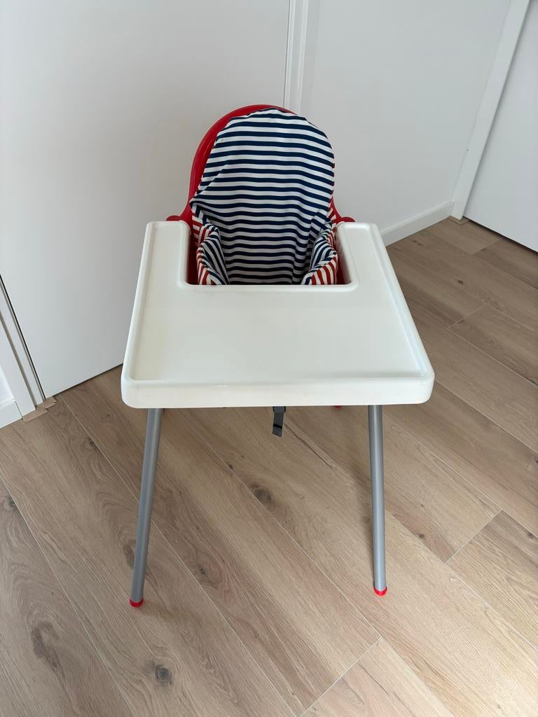 IKEA Antilop kinderstoel met kussen, Ophalen, Zo goed als nieuw, Overige typen, Afneembaar eetblad