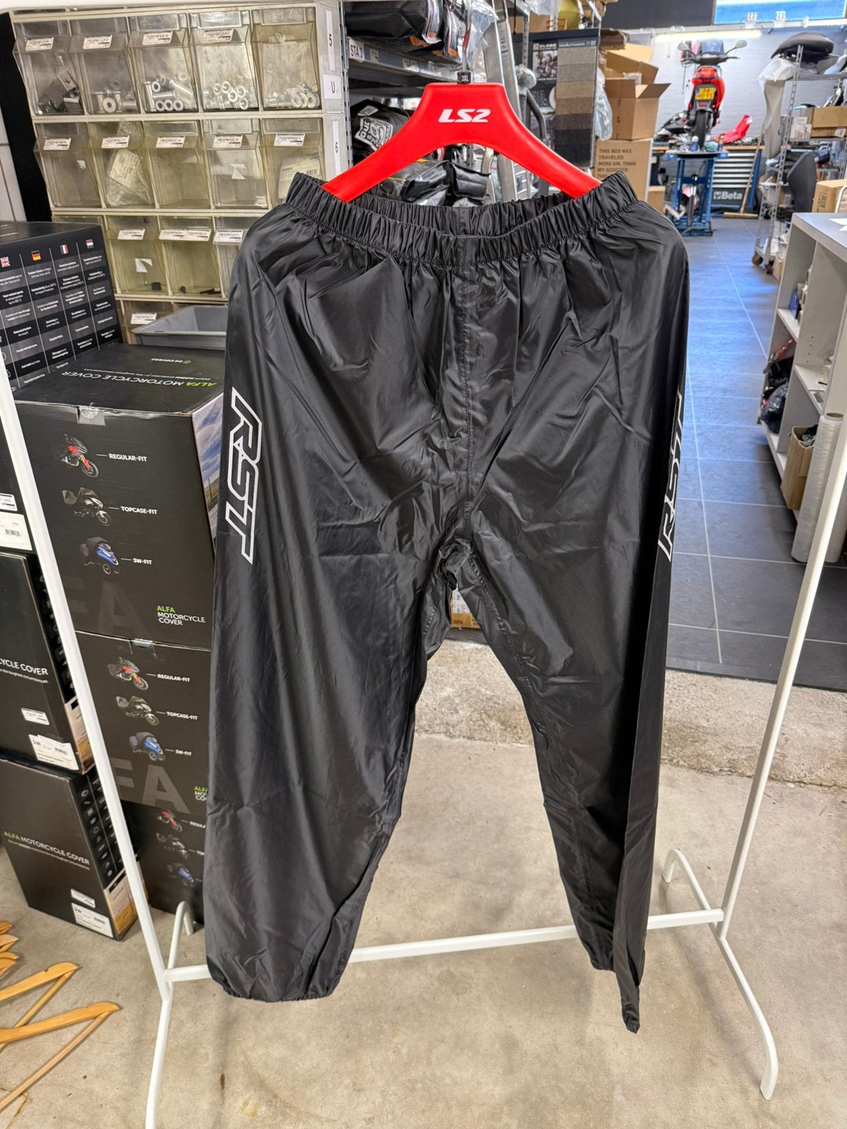Regenbroek merk RST maat 2xl, Ophalen of Verzenden, Nieuw, Regenbroek, Dames