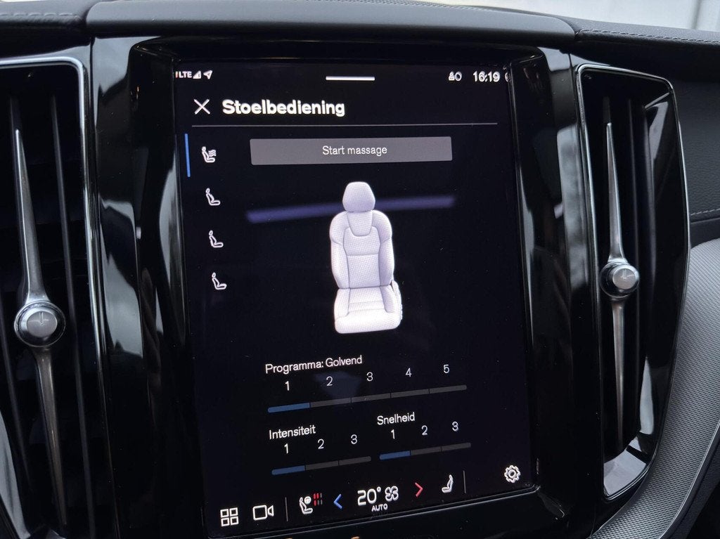 Volvo XC60 T8 Plug-in Inscription | Luchtvering | 360 Camera, Automaat, Gebruikt, 4 cilinders, 1969 cc