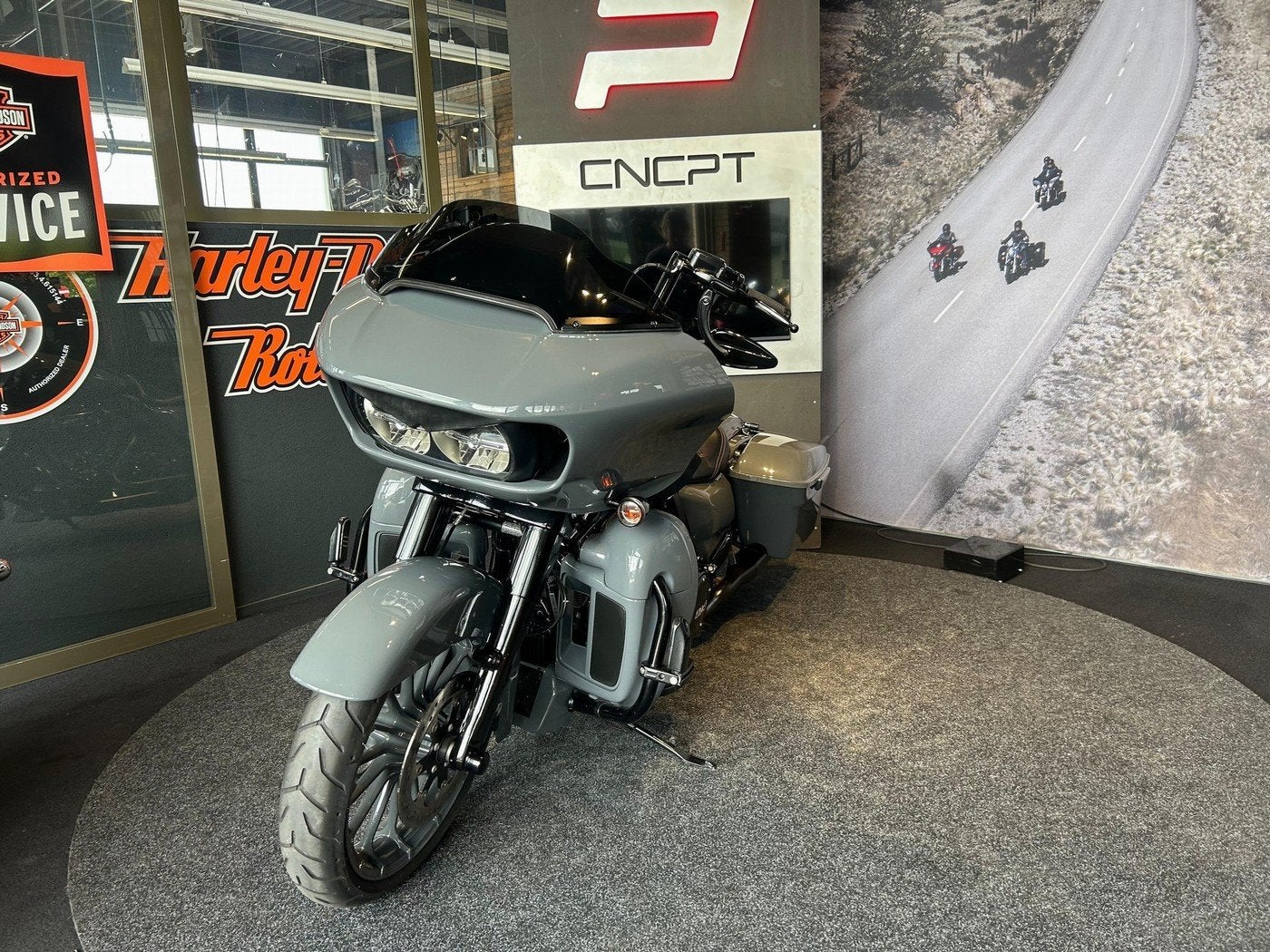 Harley-Davidson FLTRXS Road Glide Spec.Viv.Bl. (bj 2019), Laan van Vredenoord 33
2289 DA  RIJSWIJK, NL, Toermotor, Sales@harleydavidsonrotterdam.nl