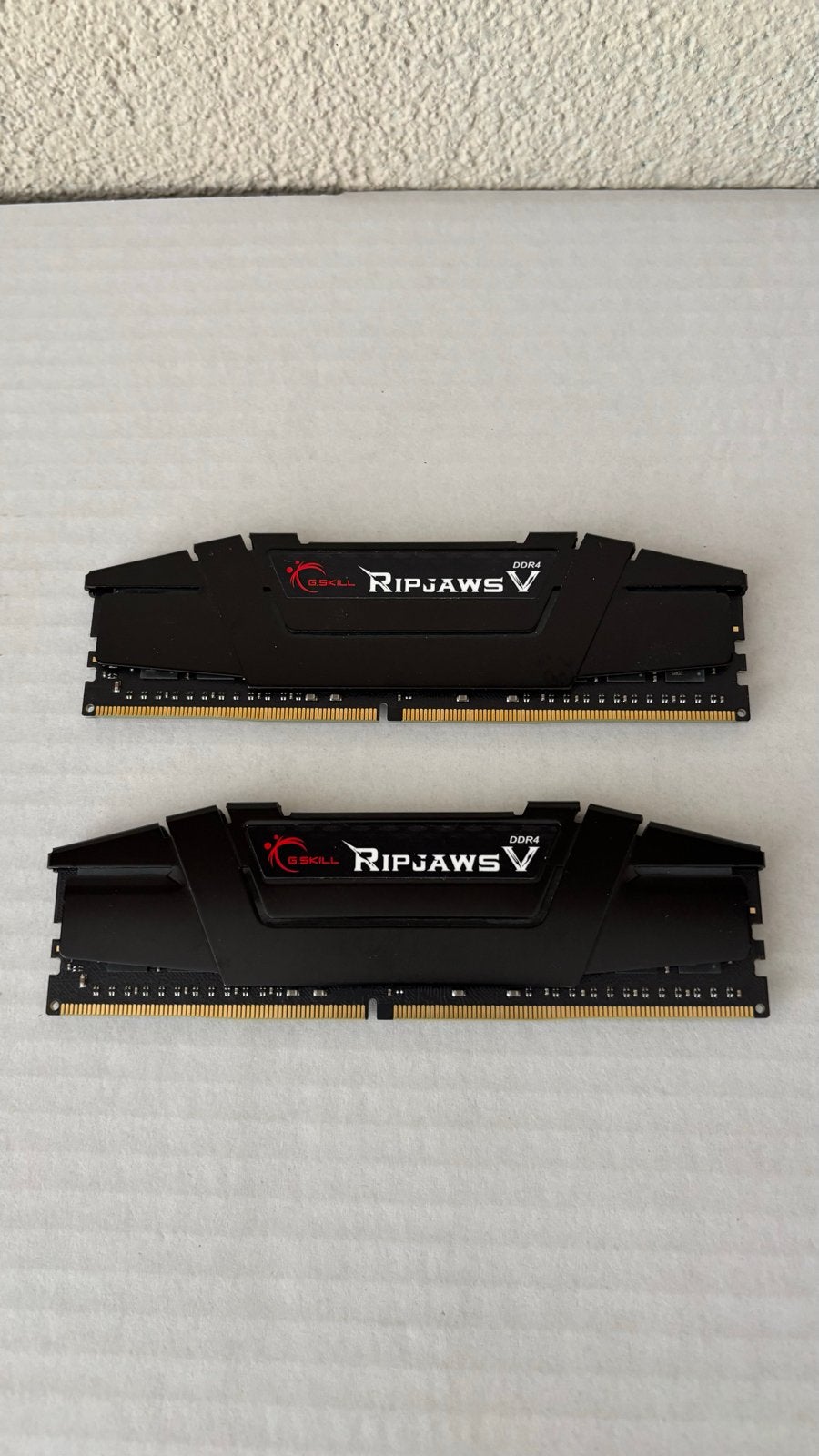 G-Skill Ripjaws V 32GB DDR4 Werkgeheugen (2x16GB), Computers en Software, RAM geheugen, Zo goed als nieuw, Desktop, 32 GB, DDR4