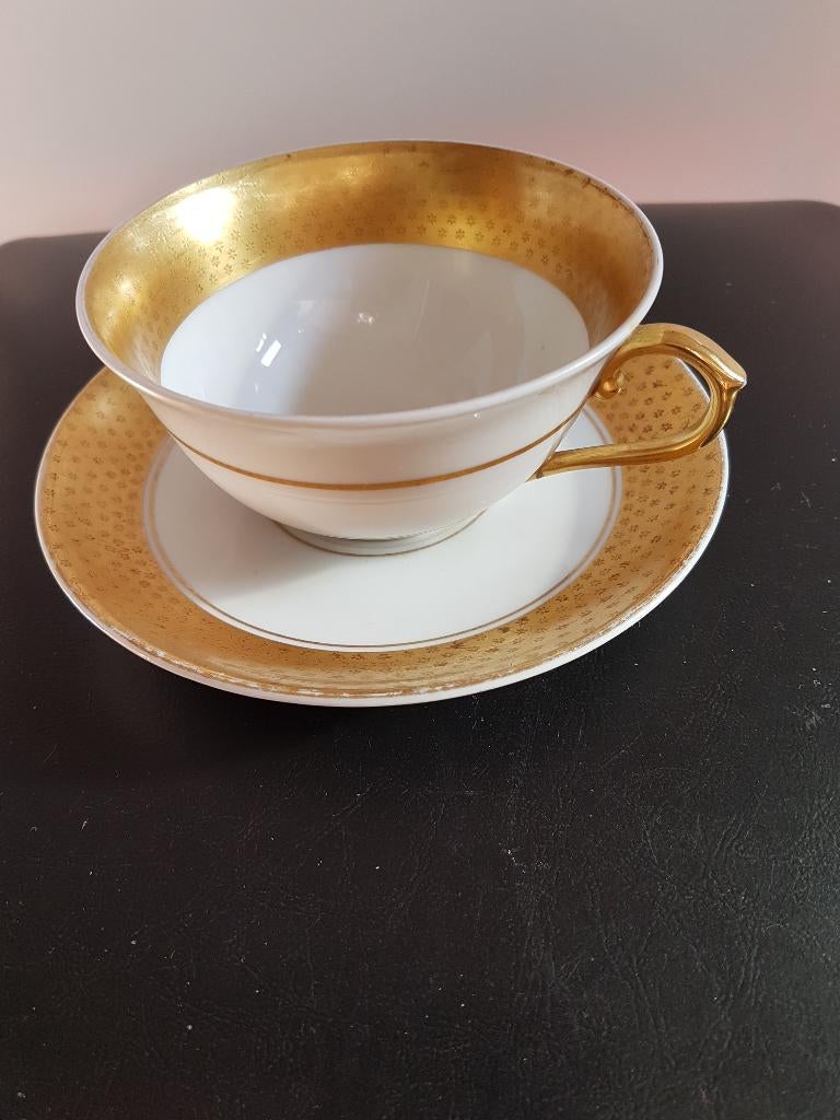 Kop en schotel wit met goud, Ophalen of Verzenden