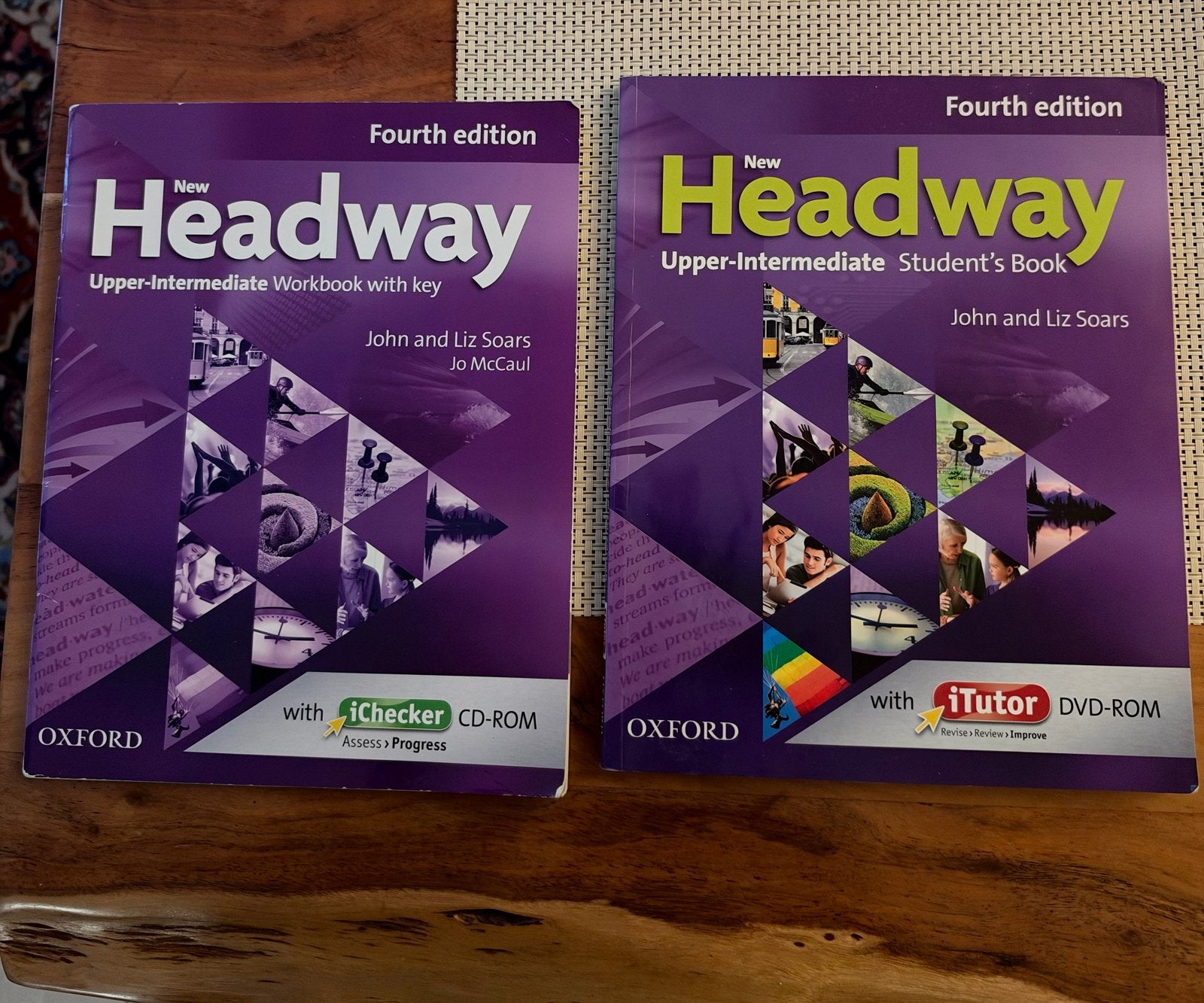 New Headway Upper-Intermediate Student's Book & Workbook, Ophalen of Verzenden, Zo goed als nieuw, Non-fictie