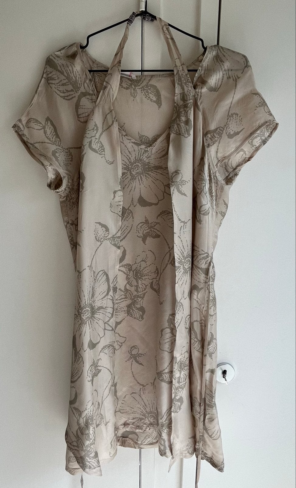 DIDI jurk met bloemenprint en  maat m, Kleding | Dames, Maat 38/40 (M), Beige, Ophalen of Verzenden, Zo goed als nieuw