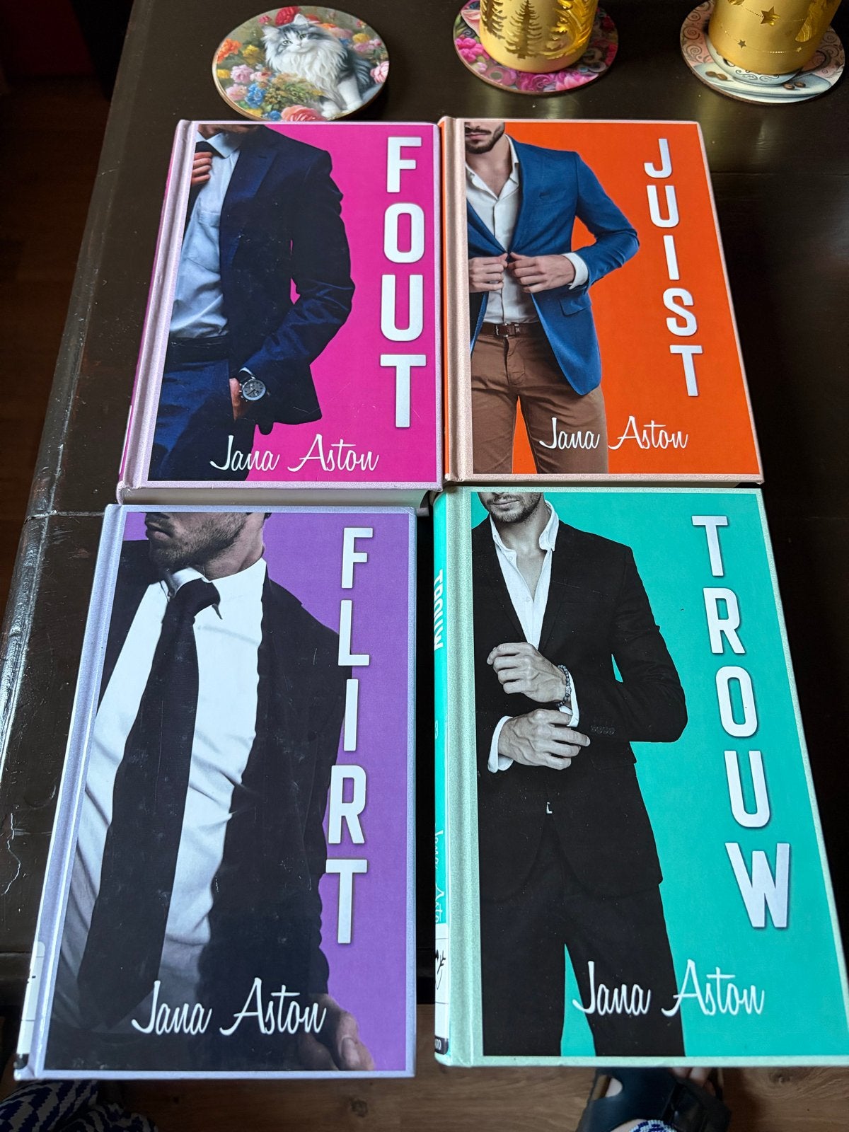 Jana Aston boeken: Fout, Juist, Flirt, Trouw (4-delige serie, Ophalen of Verzenden, Zo goed als nieuw, Nederland