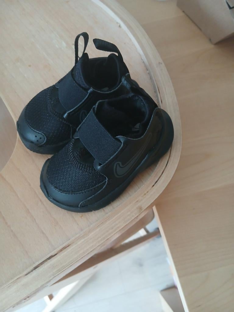 Nike kinderschoenen maat 18,5 -nooit gedragen, Ophalen of Verzenden, Nieuw, Jongetje of Meisje, Schoentjes
