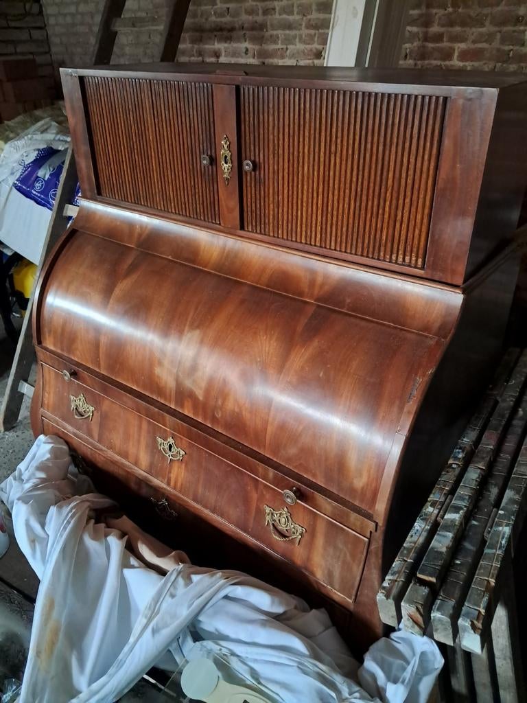 Oud cilinderbureau, Ophalen