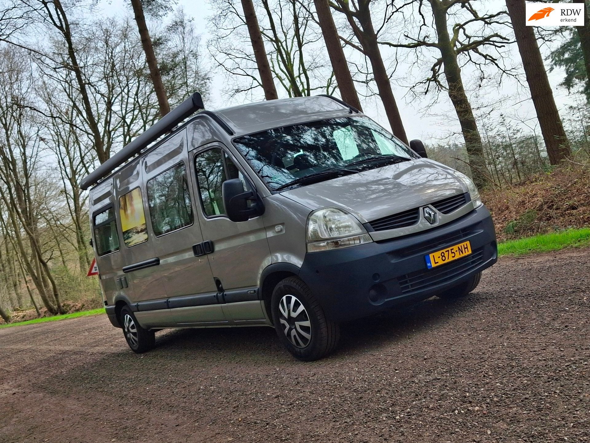 Renault MASTER 2.5 / Nette camper / 4 persoons / sfeervolle, Overige merken, Buscamper of Camperbus, Airbags, Autoselectwierden@hotmail.com