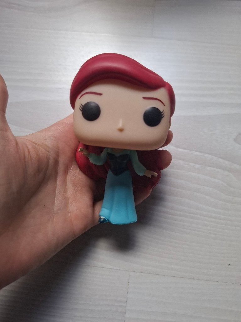 Funko Pop Ariel (kiss the girl dress) OOB, Ophalen of Verzenden, Zo goed als nieuw