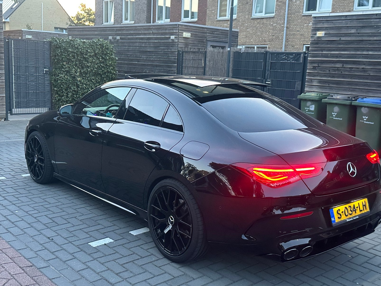 Mercedes-Benz CLA 250 224pk 7G-DCT 2020 Zwart, Auto's, Zwart, 4 cilinders, Alcantara, Zwart