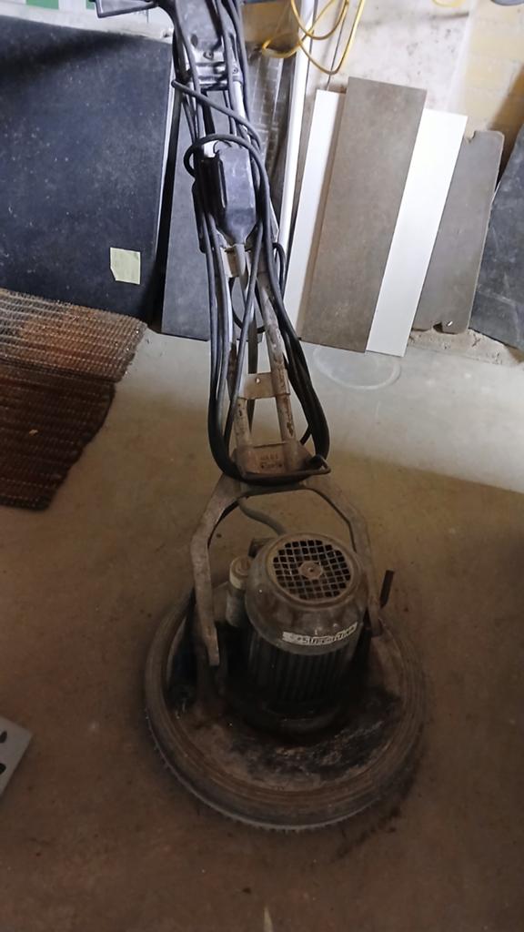 Professionele Schrobmachine - Gebruikt, Ophalen of Verzenden, Gebruikt, Schrobmachine