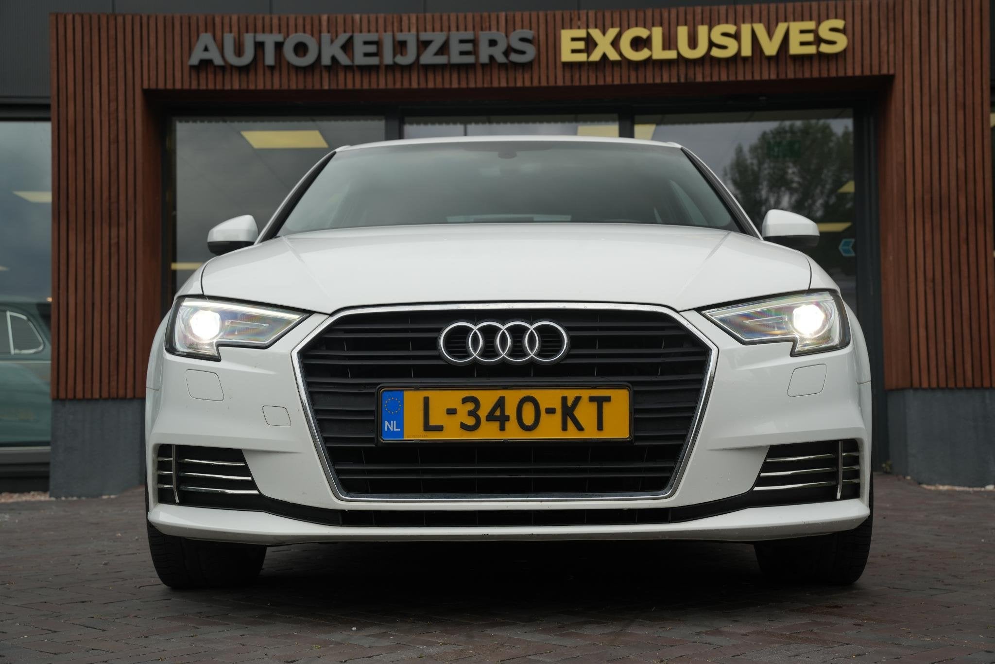Audi A3 1.0 TFSI Sport Edition B&O Premium Audio Virtual Das, Gebruikt, Bedrijf, Handgeschakeld, 1125 kg
