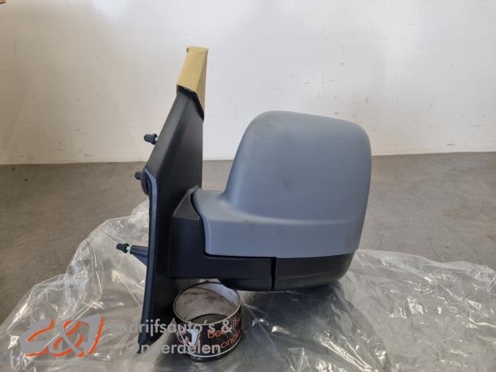 Buitenspiegel links van een Renault Trafic, Gebruikt, -, Renault, -