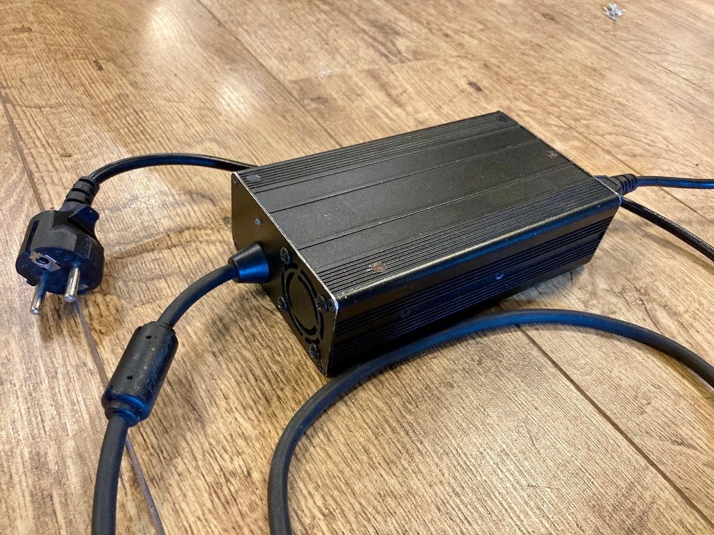 BMZ E-bike oplader - Neodrives & GO Swissdrive, Ophalen, Gebruikt, Elektrische fiets, Overige typen