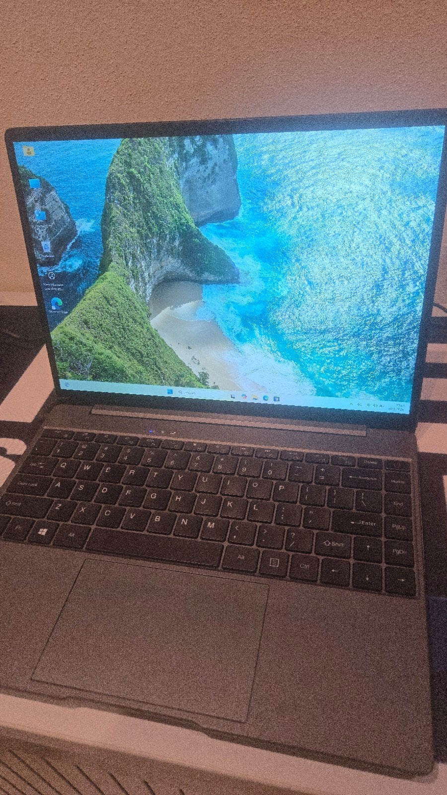 LAPTOP 8GB RAM, 256GB SSD, Windows 11, 2K beeld, USBC, Computers en Software, 256 GB, 2 tot 3 Ghz, Qwerty, 8 GB