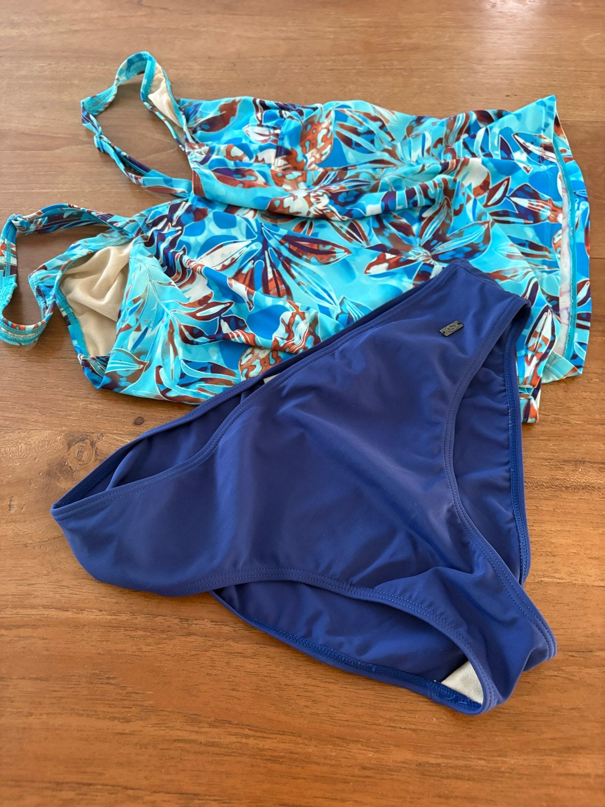 Tankini met bloemenprint en effen broekje, Kleding | Dames, Ophalen of Verzenden, Zo goed als nieuw, Blauw, Overige typen
