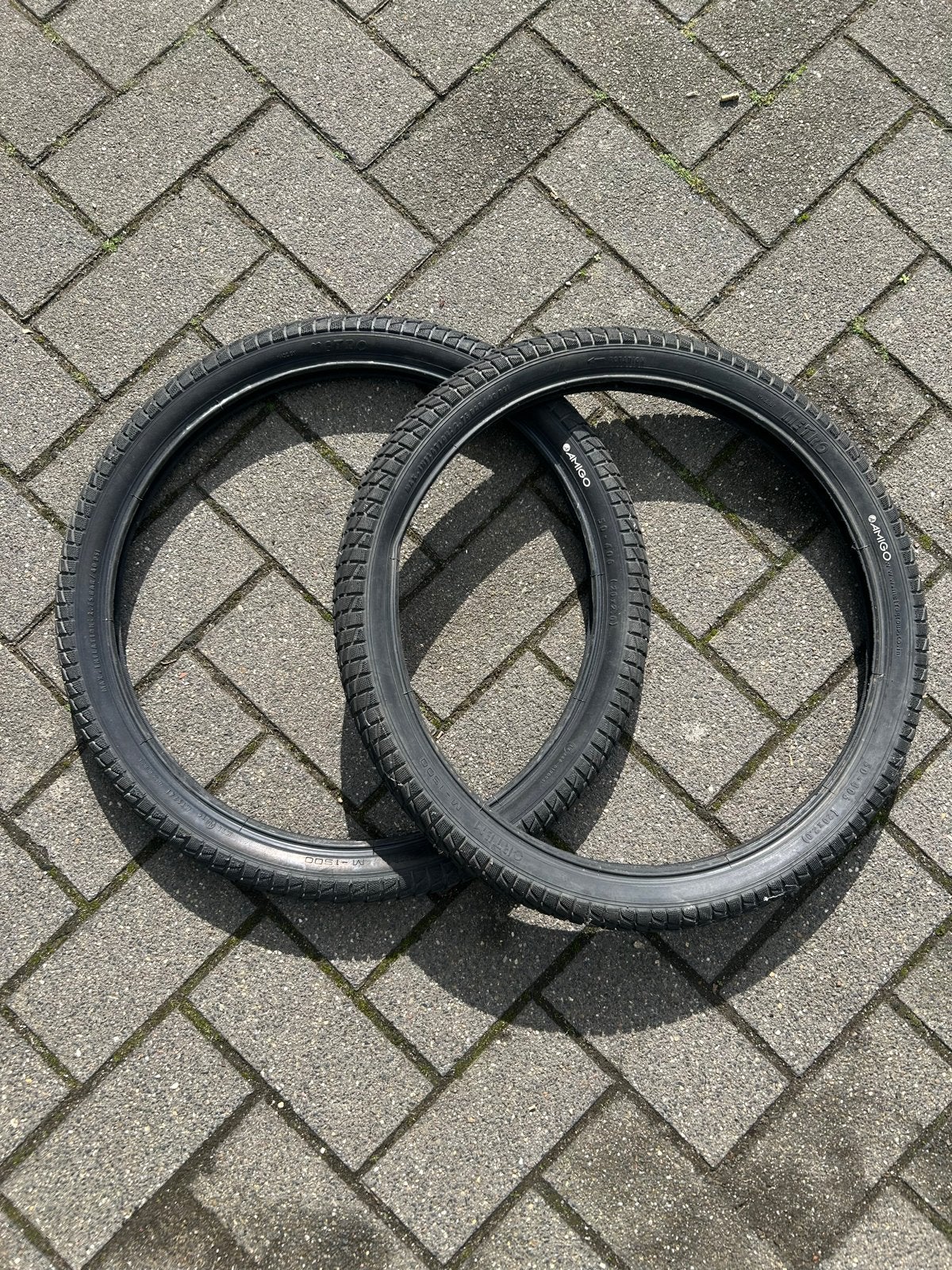 Amigo 20-inch buitenbanden (set van 2), Band, Ophalen of Verzenden, Zo goed als nieuw, BMX