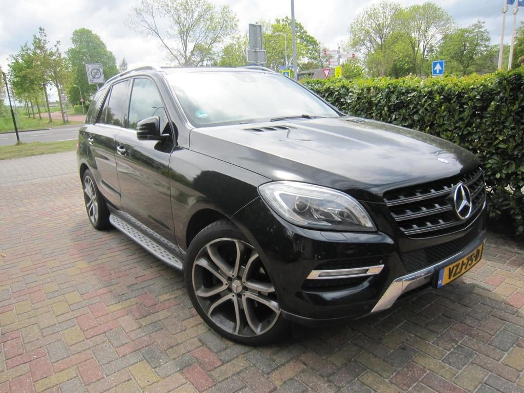 Mercedes-Benz ML 350 BLUETEC 4MATIC, Auto's, Automaat, Gebruikt, 2245 kg, 259 pk