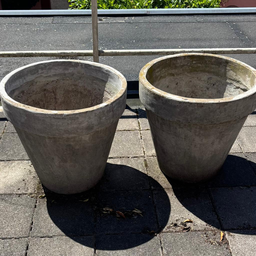 2 betonnen winterharde buitenpotten, Tuin en Terras, Ophalen, Zo goed als nieuw, Rond