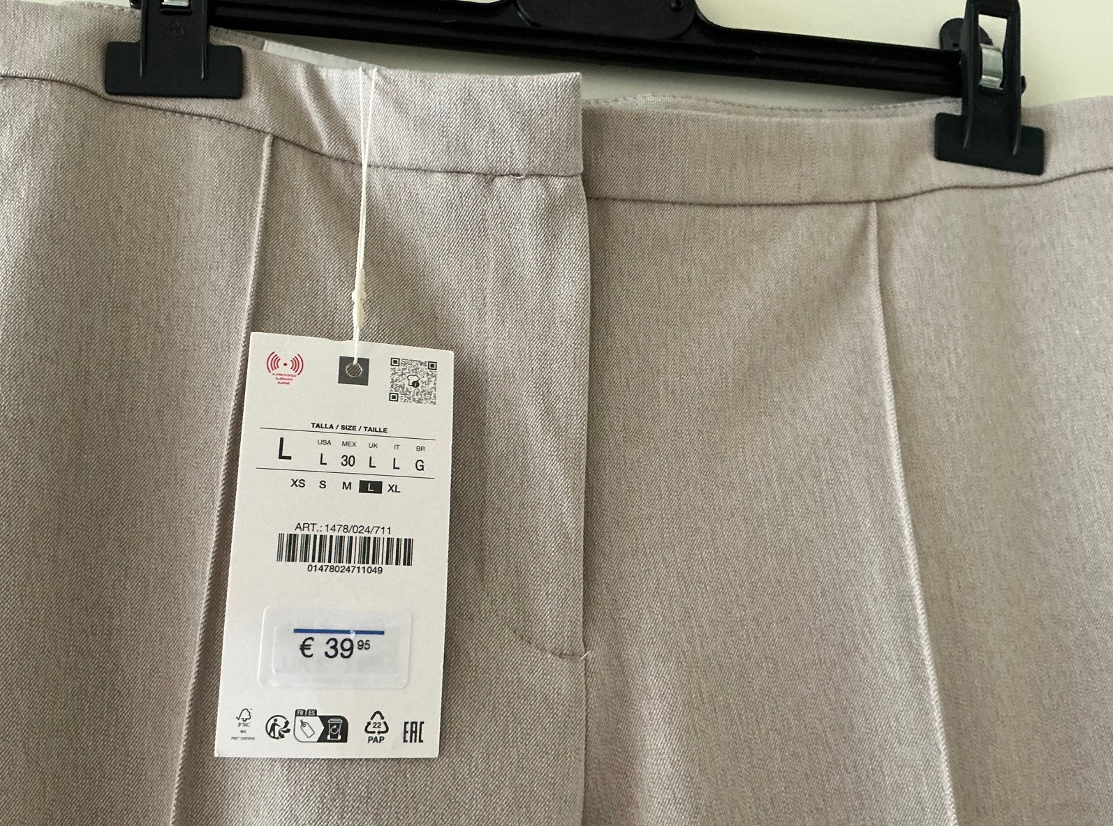 Broek Zara, Maat 38/40 (M), Beige, Nieuw, Ophalen of Verzenden