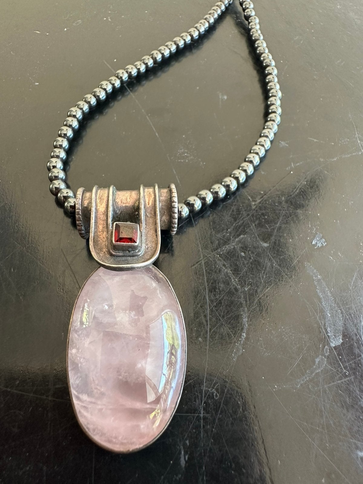 Half edelsteen Hematiet / Rozenkwarts ketting, Ophalen of Verzenden, Zo goed als nieuw