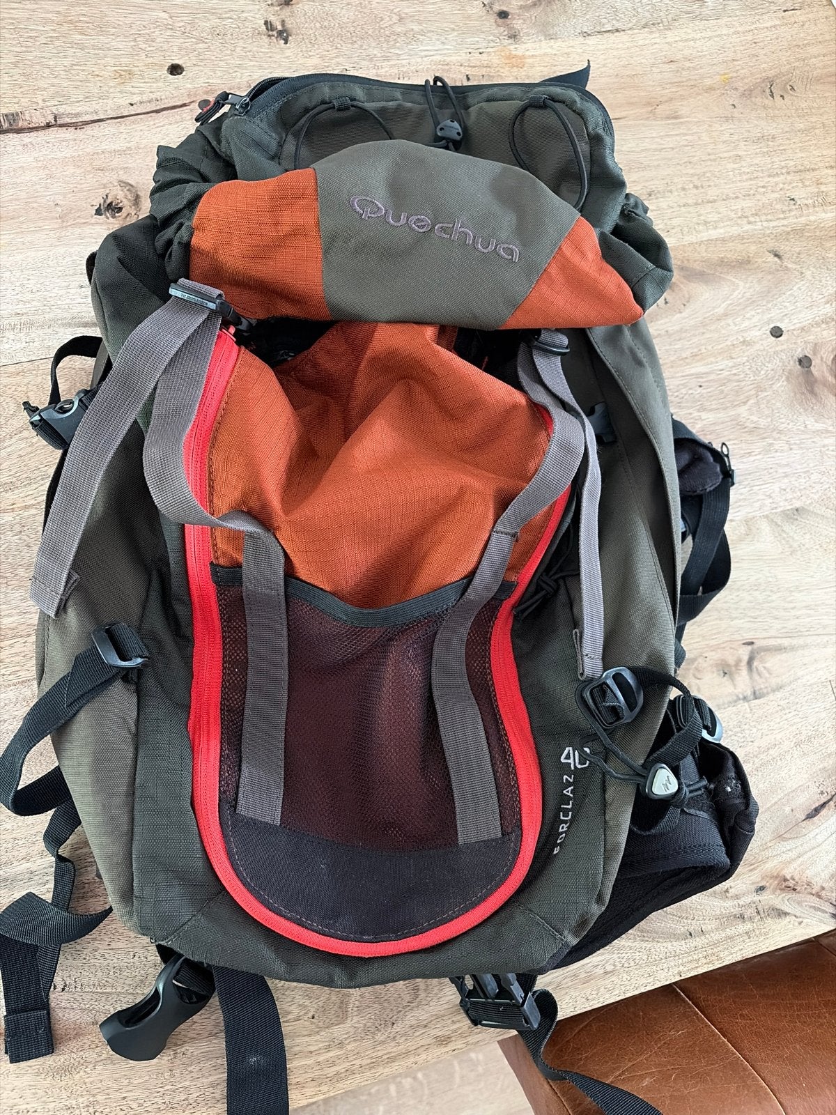 Quechua Forclaz 40 liter rugzak, Sieraden, Tassen en Uiterlijk, Ophalen of Verzenden, Gebruikt, Overige merken, Trekking