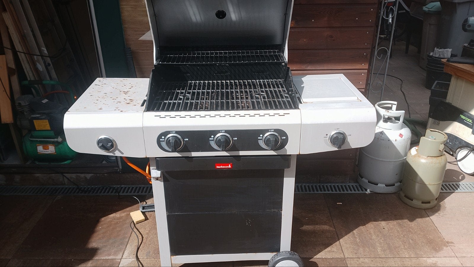 Barbecook gasbarbecue met zijbrander, Ophalen, Gebruikt, Barbecook