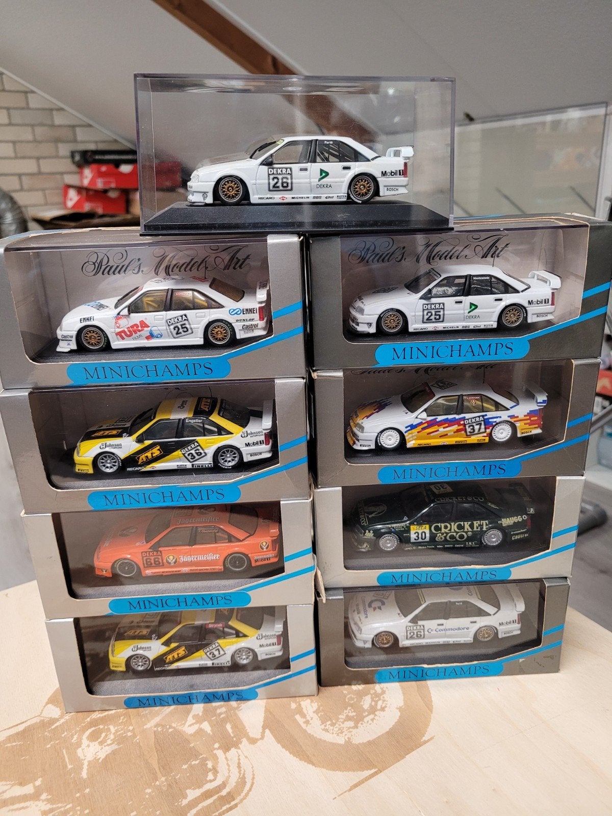 opel omega 3000 EVO minichamps 1:43, Ophalen of Verzenden, Zo goed als nieuw, Auto, MiniChamps