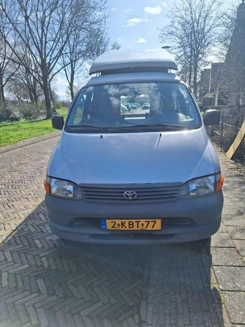 Caravans And Camping Kampeerbus
