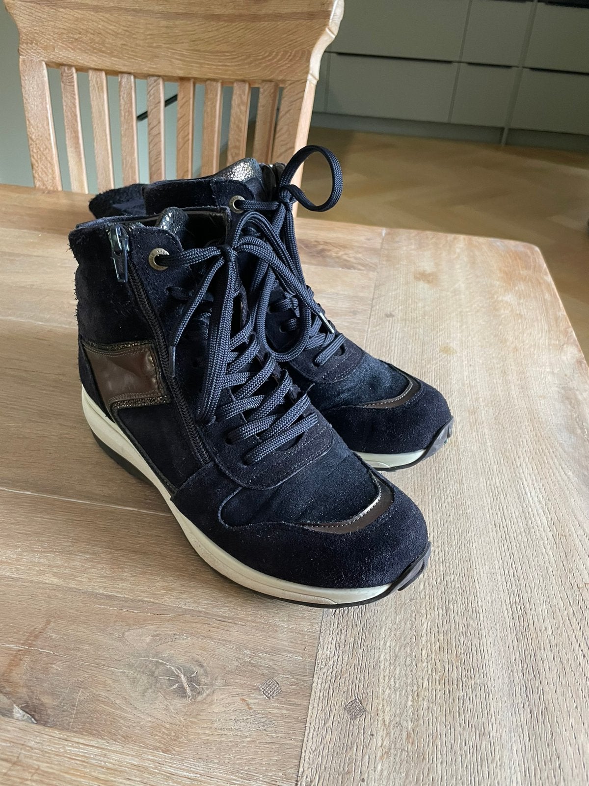 Xsensible schoenen maat 39, Ophalen, Zo goed als nieuw, Sneakers of Gympen