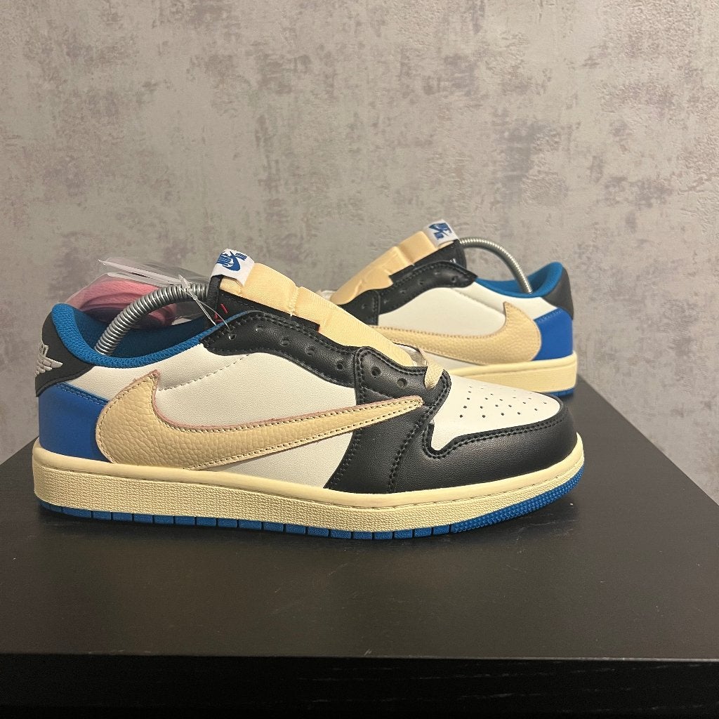 Nike Air Jordan 1 Low Travis Scott Fragment, Kleding | Heren, Schoenen, Nike, Nieuw, Sneakers of Gympen, Verzenden