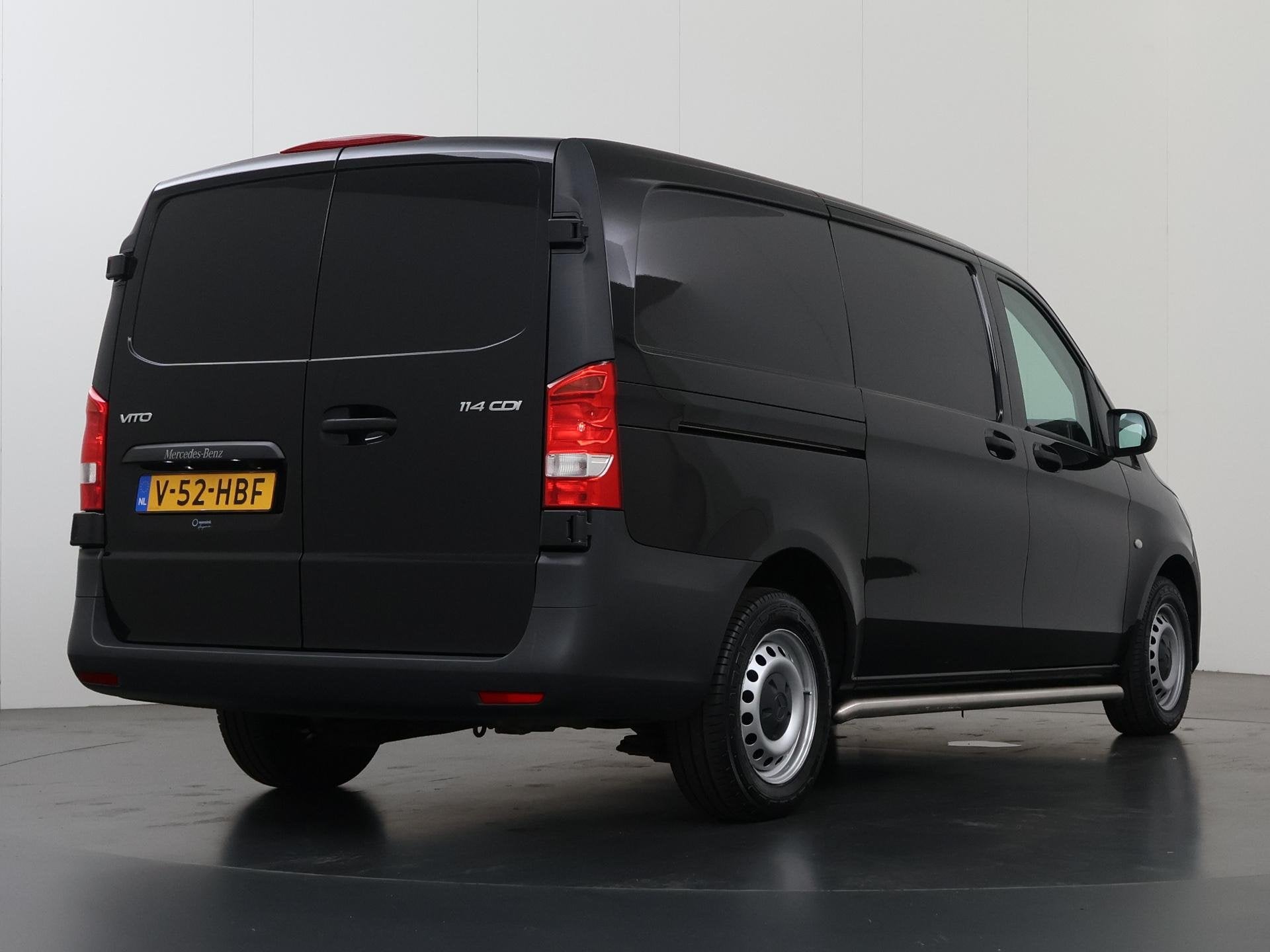 Mercedes-Benz Vito 114 CDI L2, Auto's, Gebruikt, Euro 6, 2000 kg, Zwart