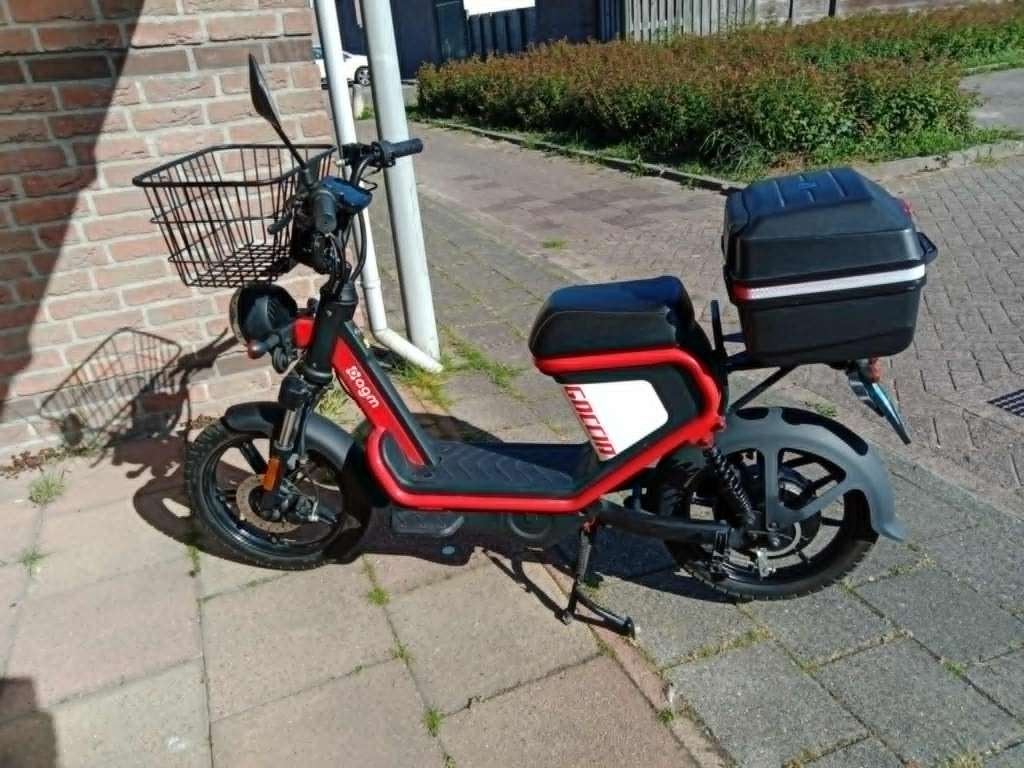 AGM Goccia elektrische 25 km snorfiets, Elektrisch, Zo goed als nieuw, Ophalen, Overige merken