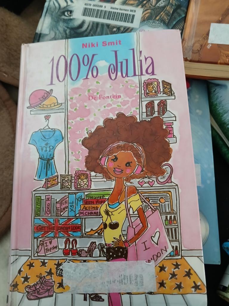 100% Julia - Niki Smit (De Fontein), Boeken, Ophalen of Verzenden, Zo goed als nieuw, Niki Smit, Fictie