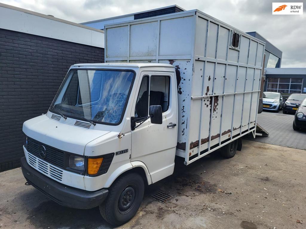 Mercedes-Benz 307 d Vee transport, Auto's, Oldtimers, 65 pk, Zwart, Overige carrosserieën, Wit
