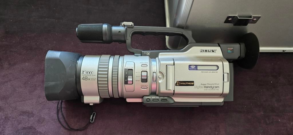Sony DCR-VX2000E MiniDV Camcorder - Professionele Kwaliteit, Audio, Tv en Foto, Videocamera's Digitaal, Ophalen of Verzenden, Sony