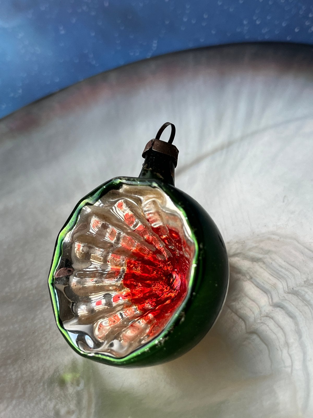 Oude kleine glazen deuk kerstbal (nr.48), Diversen, Gebruikt, ., Ophalen of Verzenden, .
