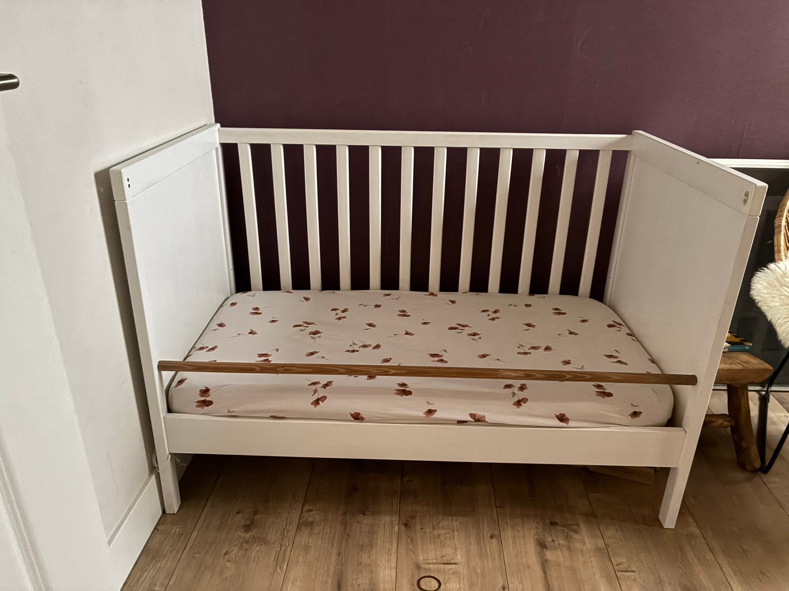 Net Ikea Sundvik ledikant, Ophalen, Zo goed als nieuw, Minder dan 140 cm, Matras
