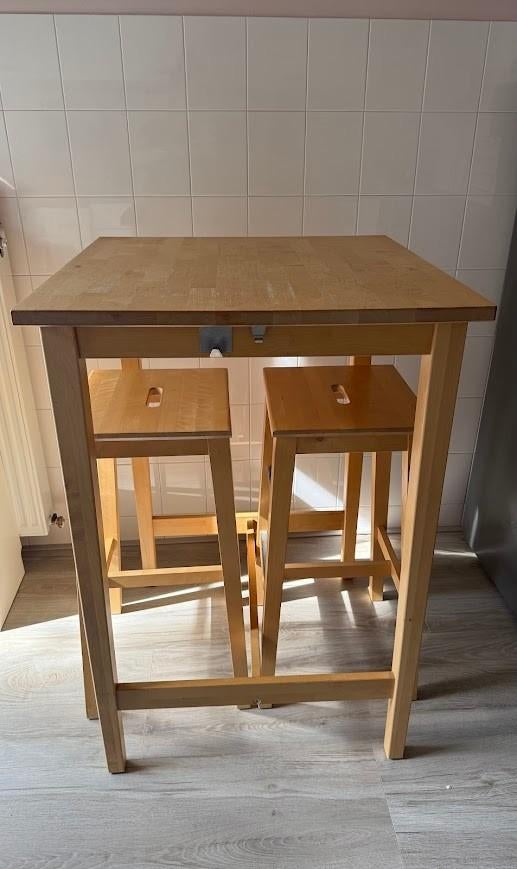 IKEA BOSSE bartafel + 2 barkrukken – massief berkenhout, Ophalen, Gebruikt, Inclusief barstoelen