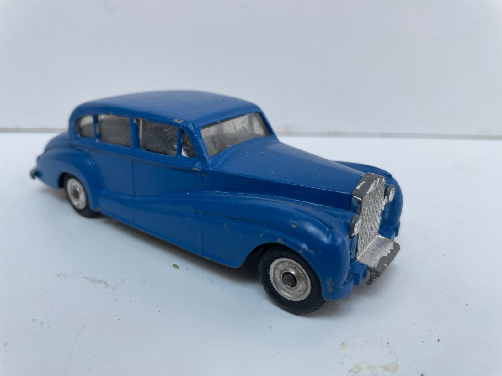 Dinky Toys Rolls-Royce Silver Wraith - Blauw (Gebruikt), Ophalen of Verzenden