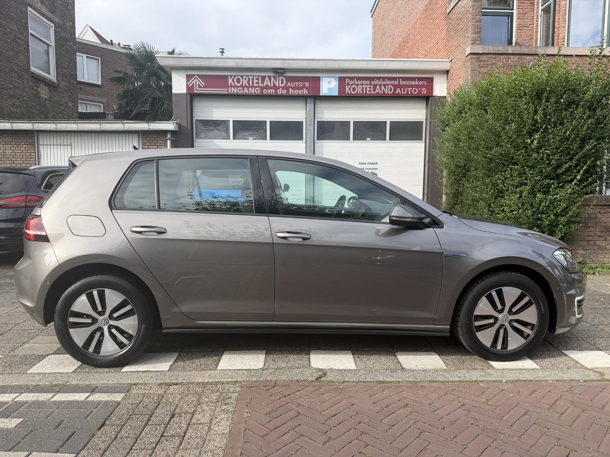 Volkswagen Golf 1.4 TSI GTE, Stof, Gebruikt, 4 cilinders, Met garantie (alle)