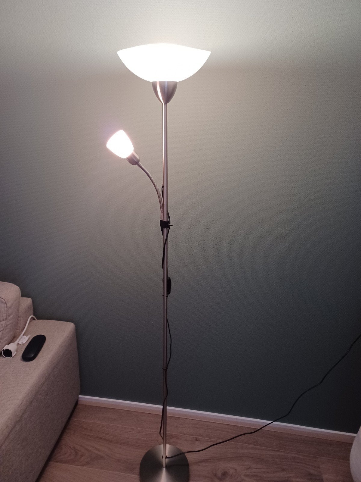 Staande vloerlamp met leeslamp, Ophalen, Zo goed als nieuw, 150 tot 200 cm