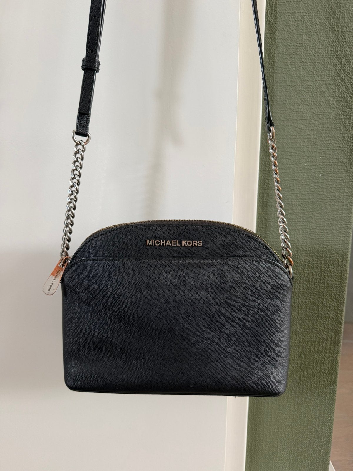 Michael Kors schoudertasje, Sieraden, Tassen en Uiterlijk, Tassen | Damestassen, Ophalen of Verzenden, Gebruikt, Zwart, Schoudertasje