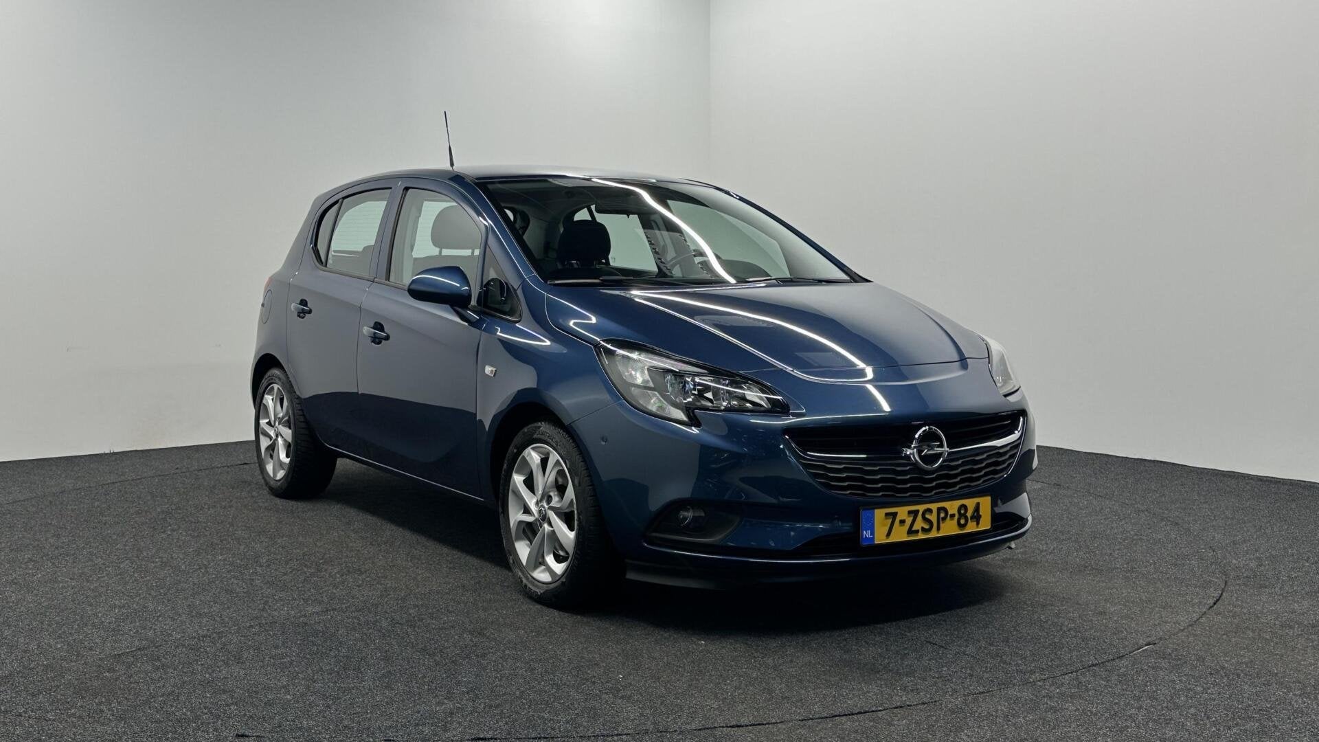 Foto 3 van Opel Corsa 1.0 Turbo Color Edition 5 DEURS NAVI CRUISE TREKH
