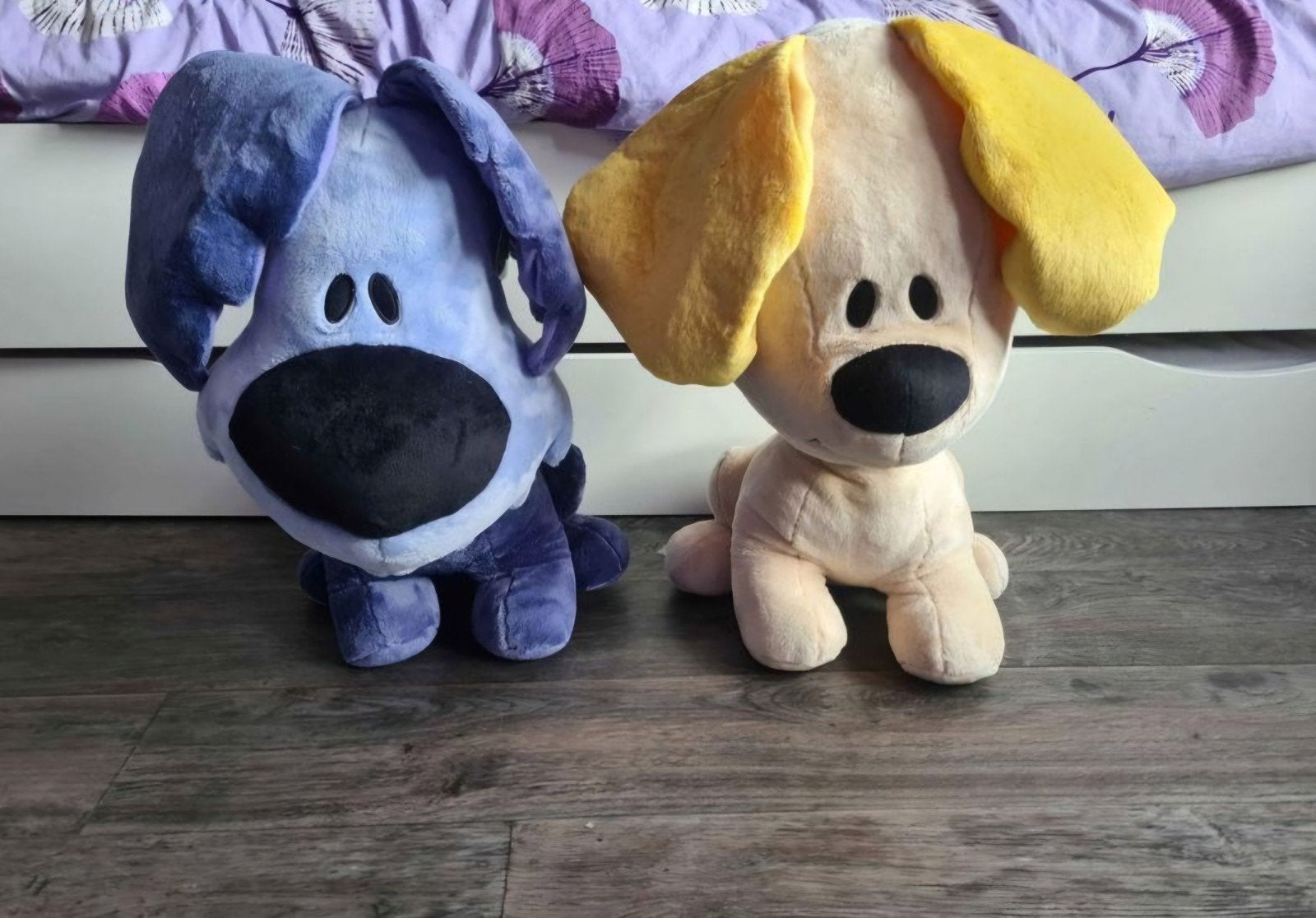 2 Grote Woezel en Pip Knuffels - Zo goed als nieuw, Kinderen en Baby's, Ophalen, Overige karakters, Hond, Zo goed als nieuw
