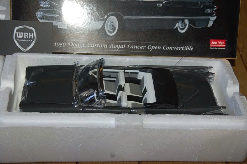 1:18 DODGE CUSTOM ROYAL LANCER CONVERTIBLE 1959 Sun star WRH, Verzenden, Zo goed als nieuw, Auto, Sun Star