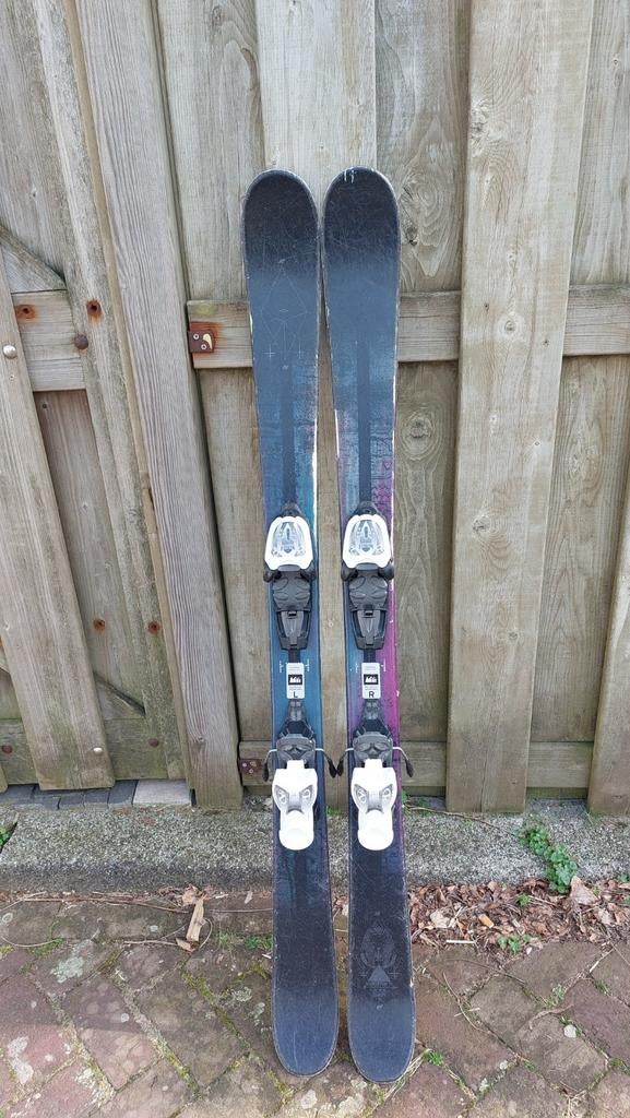 K2 schredinator 129 cm plus stokken, Gebruikt, 100 tot 140 cm, Carve, Skiën
