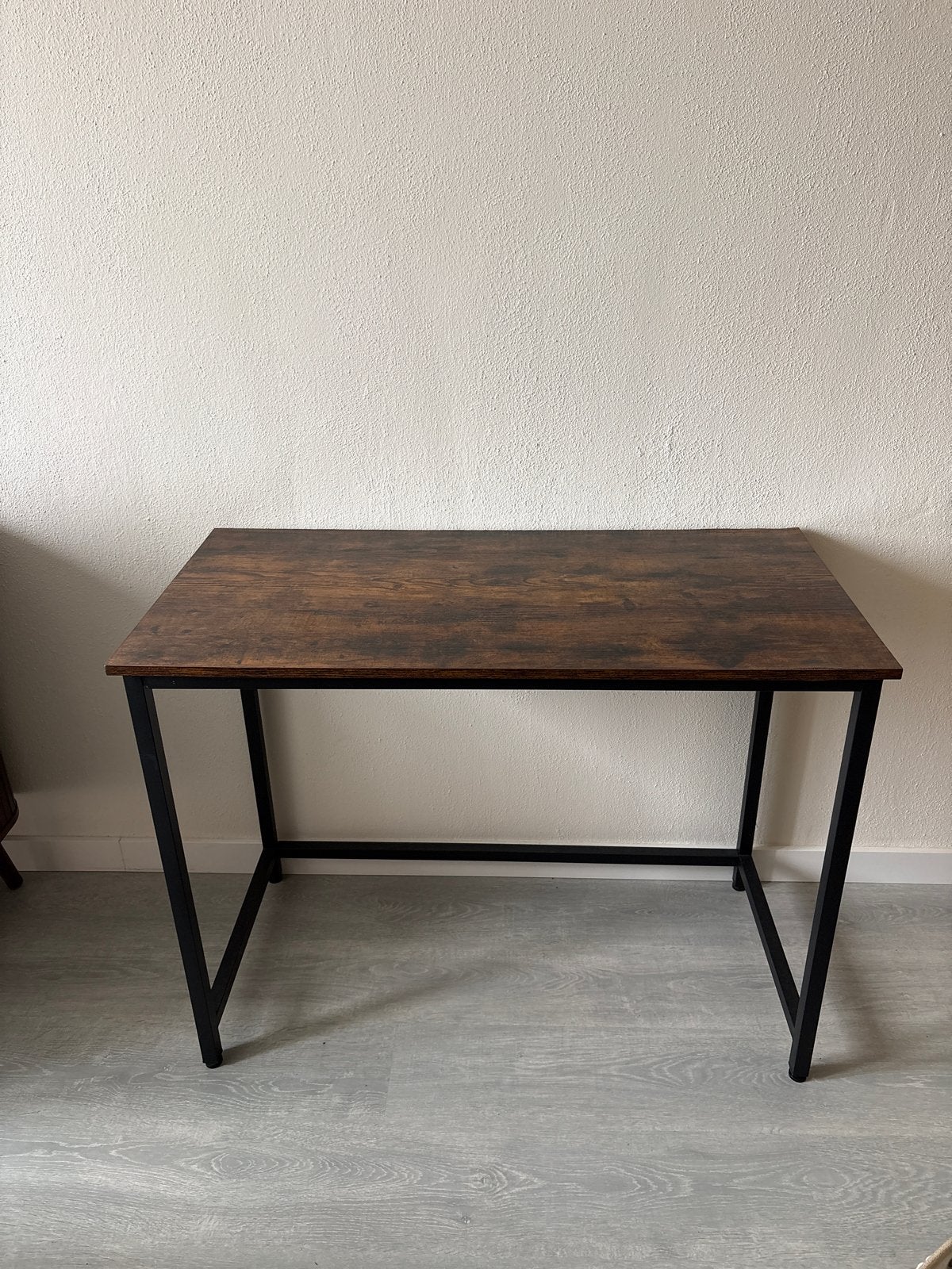 Bureau 75x100x50 cm met verstelbare poten, Ophalen, Overige typen, Gebruikt, Hout