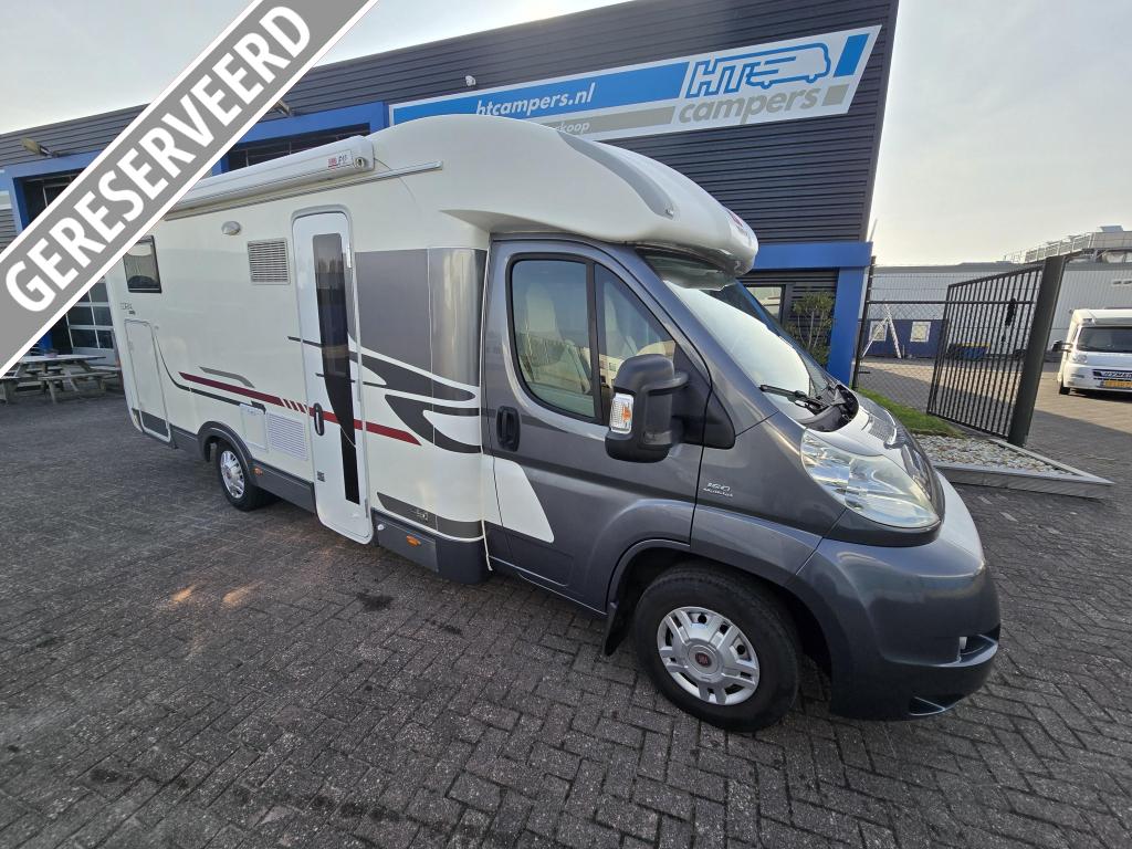 Adria Mobil Coral S 670 SL 3 ltr. 2011 meeneem prijs !!!!, Overige merken, Standaard zit, Ringverwarming, 7 tot 8 meter