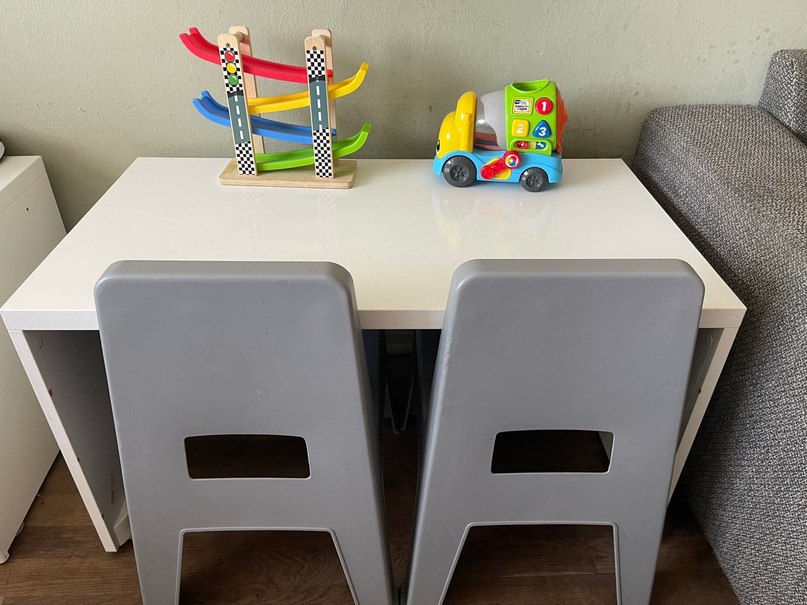 Leuk set tafeltje met 2 stoeltjes, Ophalen, Zo goed als nieuw, Tafel(s) en Stoel(en)
